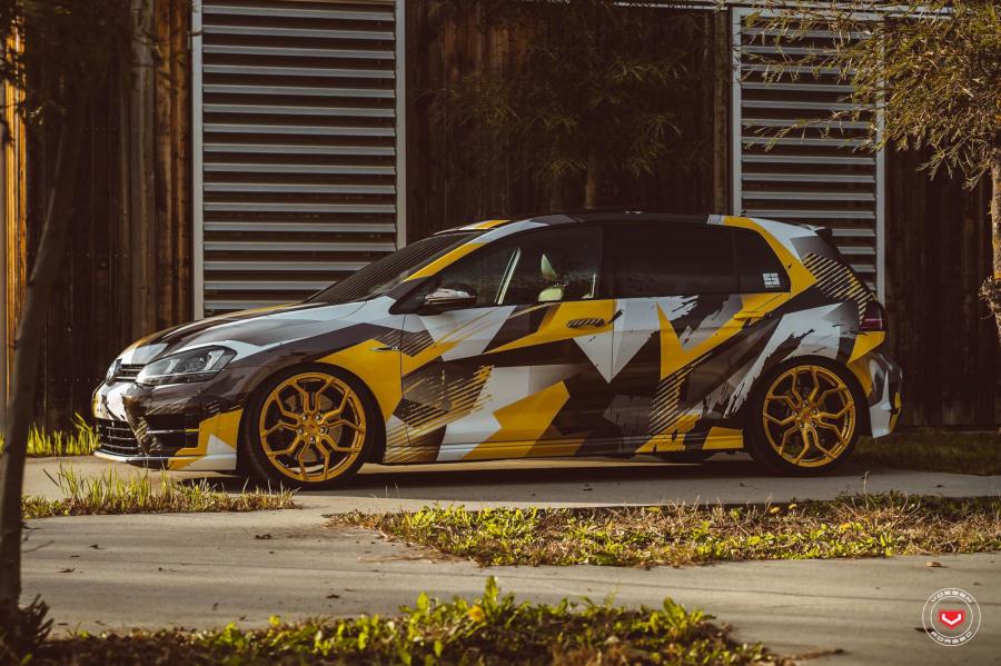  Volkswagen Golf R on Vossen Wheels (HC-3) 2017 года  (фото 28 из 36)